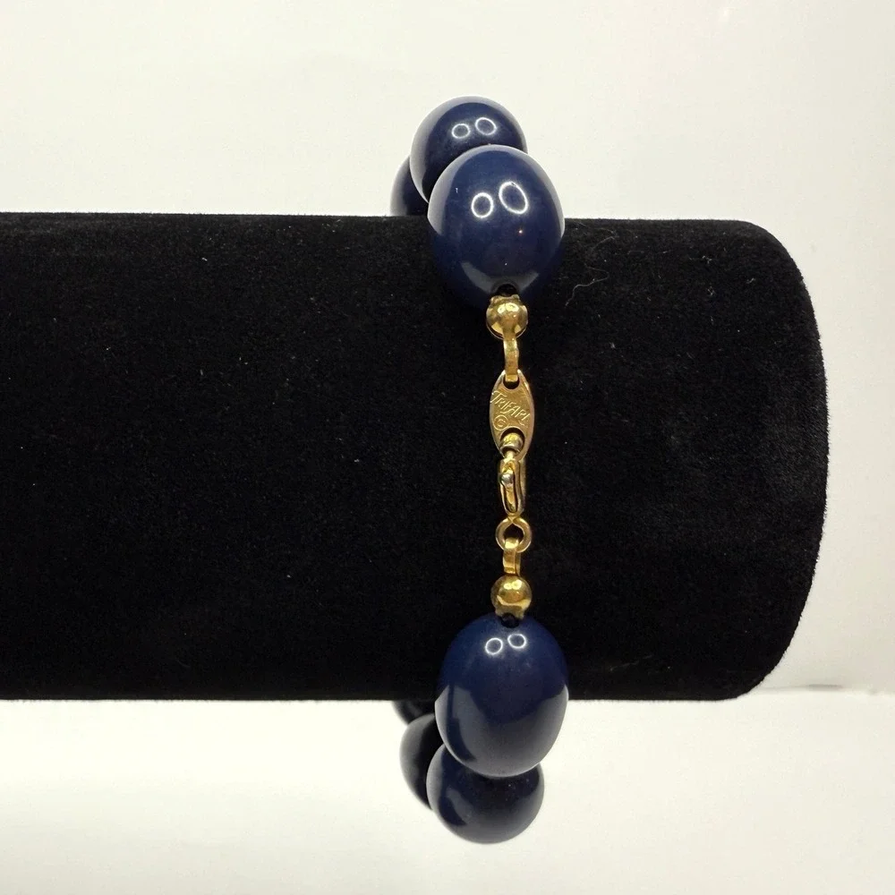Vintage Trifari Acrylic Blue Bead Bracelet Designer Fashion Costume Jewelry 6.5